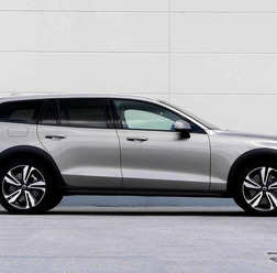 ボルボ V60クロスカントリー