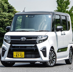 ダイハツ タントカスタム（RS）新型
