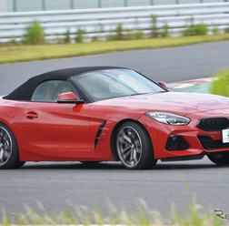 BMW Z4 新型(M40i)
