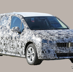 BMW 2シリーズアクティブツアラー 次期型プロトタイプ(スクープ写真)
