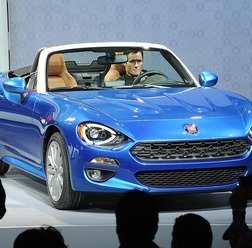フィアット124 スパイダー の発売記念車「Prima Edizione」