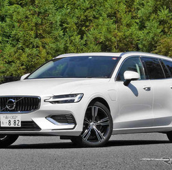 ボルボ V60 T6 インスクリプション