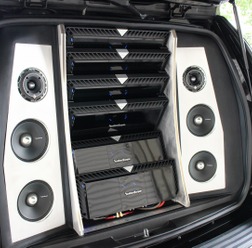 カスタム・オーディオマシン SpecialFeature!! CADILLAC ESCALADE（オーナー・戸叶 亘さん）　by　lc sound factory　前編