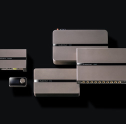 “PLUG&PLAY”の全ラインナップ。