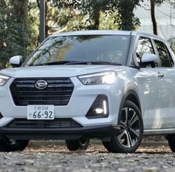 ダイハツ ロッキー G 4WD