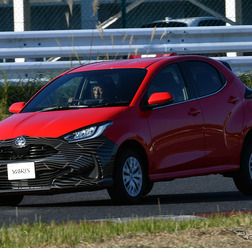 トヨタ ヤリス 新型（プロトタイプ）