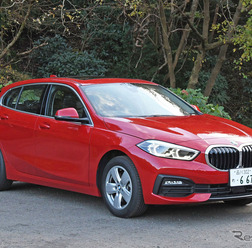 BMW 1シリーズ 新型(118i プレイ)