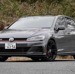 VW ゴルフGTI TCR