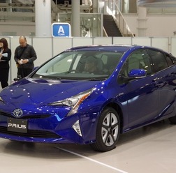 トヨタ自動車 新型プリウス 発表会