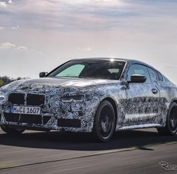 BMW 4シリーズ・クーペ 次期型のプロトタイプ