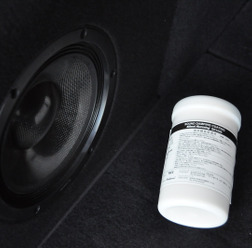 塗っただけで効果テキメンの液状制振・防音材を使ってみた！