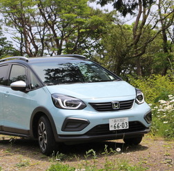 ホンダ フィット 新型(クロスター)