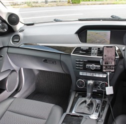 カスタム・オーディオマシン SpecialFeature!! Mercedes-Benz C-Class W204（オーナー・瀧 佳弘さん）　by　リクロス　前編