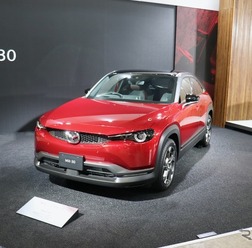 マイルドハイブリッド版MX-30(オートモビルカウンシル2020)