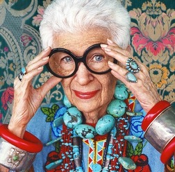 『アイリス・アプフェル！９４歳のニューヨーカー』　（C）IRIS APFEL FILM, LLC.