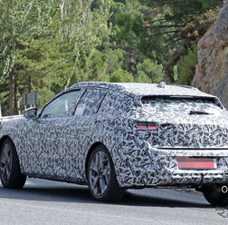 DS 4 後継モデルのプロトタイプ(スクープ写真)