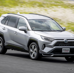 トヨタ RAV4 PHV