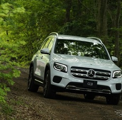メルセデスベンツ GLB200d