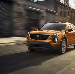 キャデラック XT4