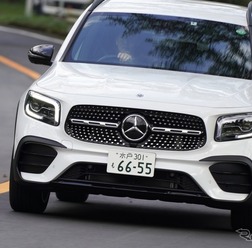 メルセデスベンツ GLB250