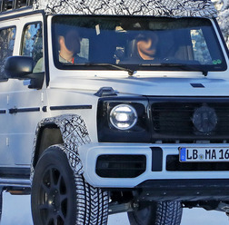 メルセデスベンツ Gクラス 4×4スクエアード 次期型プロトタイプ(スクープ写真)