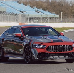 メルセデスAMG GT 4ドアクーペの「Eパフォーマンス」搭載プロトタイプ車