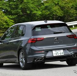 VW ゴルフ 新型(eTSI R-Line)
