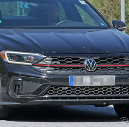 VW ジェッタGLI 改良新型プロトタイプ