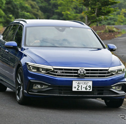 VW パサートヴァリアント 新型（TDI R-Line）