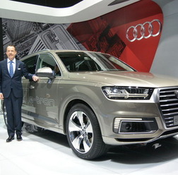 アウディ 新型 Q7
