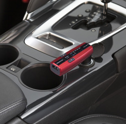 「Bluetooth」に対応した「FMトランスミッター」の一例(ケンウッド・CAX-BT20)。