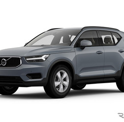 ボルボ XC40 B3モメンタム