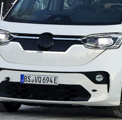 VW ID. BUZZ 市販型プロトタイプ（スクープ写真）