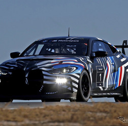 BMW M4 GT4 次期型の開発車両