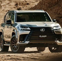 LEXUS LX600 