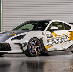 HKS Driving Performer GR86