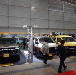 フレックスドリーム・ハイエース（東京オートサロン2022）