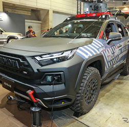 豊田自動織機 RAV4“5D ADVENTURE 2022”（東京オートサロン2022）