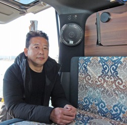 car audio newcomer! トヨタ ハイエース(オーナー:佐藤貴志さん) by アークライド 前編
