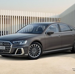 アウディ A8 改良新型