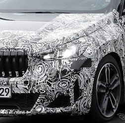 BMW X1 次期型プロトタイプ（スクープ写真）