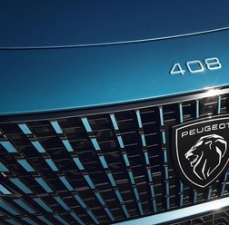 プジョー 408 新型のティザー写真