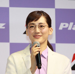 綾瀬はるかトークショッセン（ブリヂストン プレイズ PX発表会）