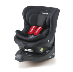 チャイルドシートもBRIDE印! ブリッドとリーマンのコラボ「BRIDE Konforte ISOFIX black ver.」がリニューアルして新発売