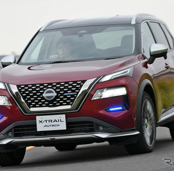 日産 エクストレイル 新型（AUTECH）