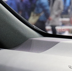 純正スピーカー(ツイーター)の取り付け位置の一例。
