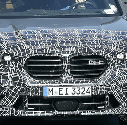 BMW X5M 改良新型プロトタイプ(スクープ写真)