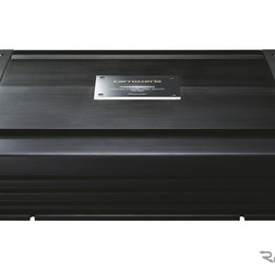 「ブリッジ接続」が可能な「4chパワーアンプ」の一例（カロッツェリア・PRS-A900）。