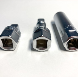 工具の後部が17mm六角形状