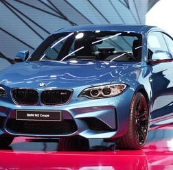 BMW M2クーペ（デトロイトモーターショー16）